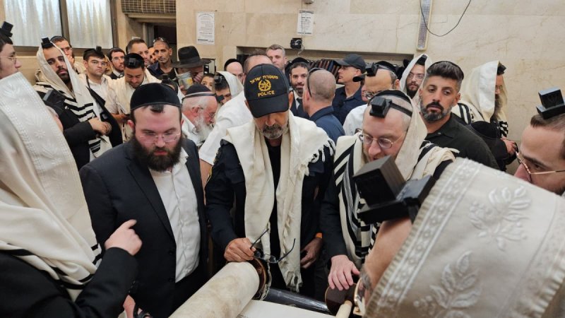 נועם אליהו