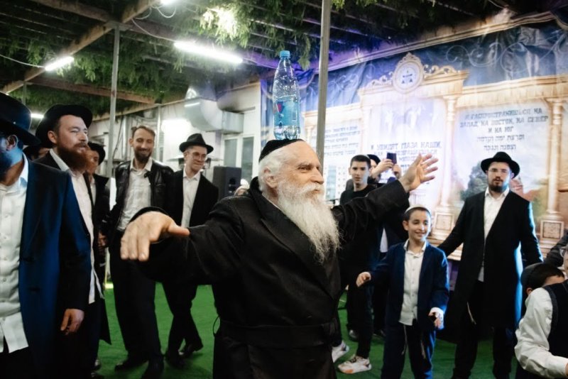 לוי נזארוב