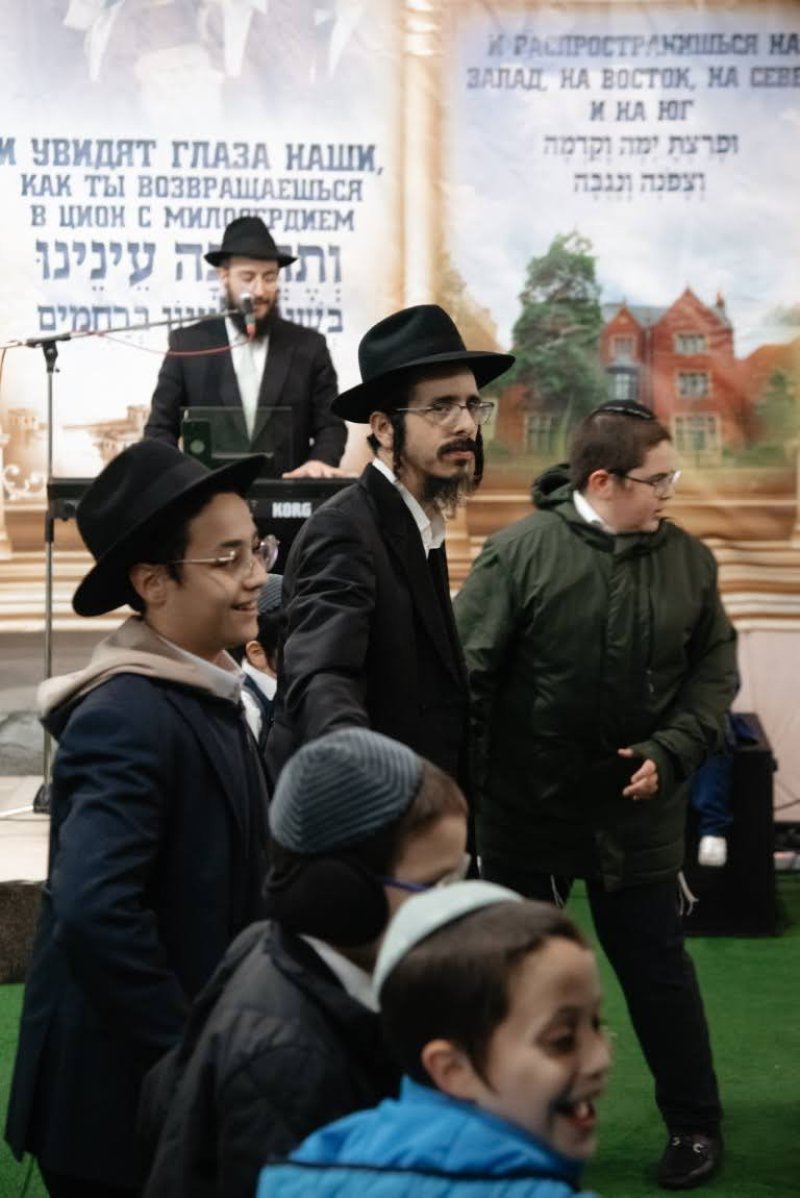 לוי נזארוב
