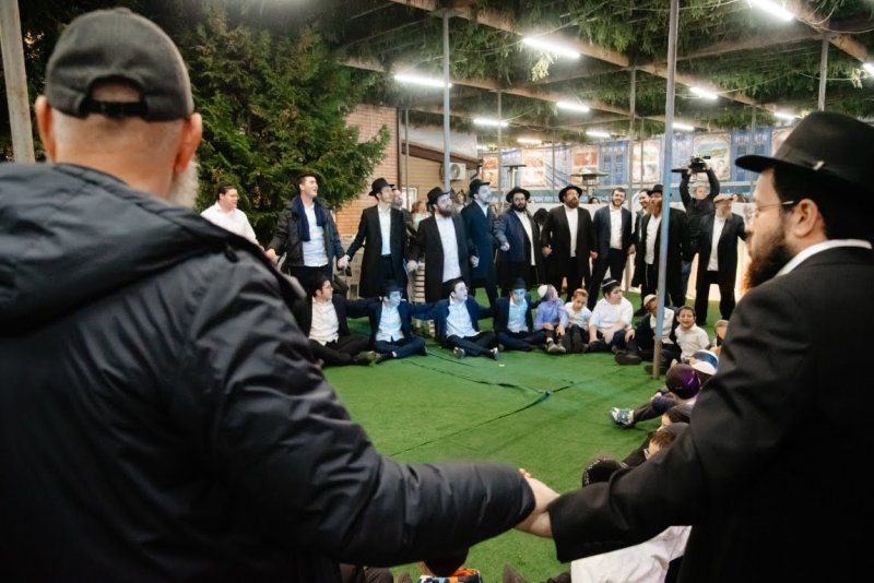לוי נזארוב