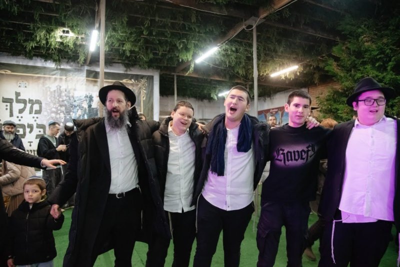 לוי נזארוב
