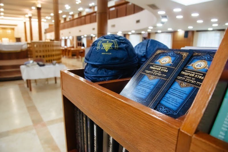 לוי נזארוב