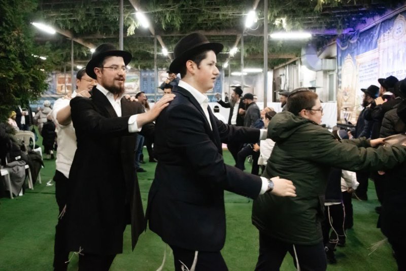 לוי נזארוב