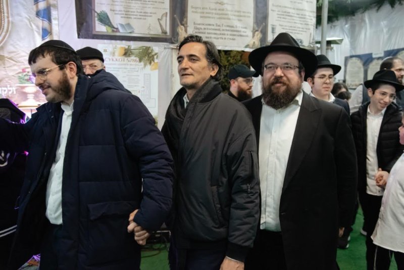 לוי נזארוב