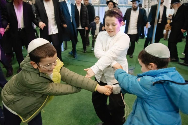 לוי נזארוב