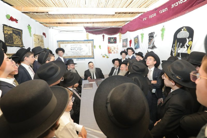 י. בוש