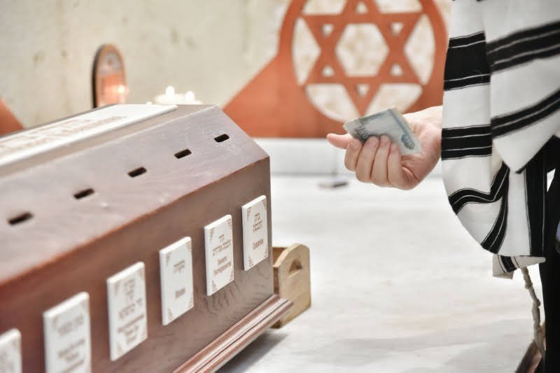 לוי נזארוב