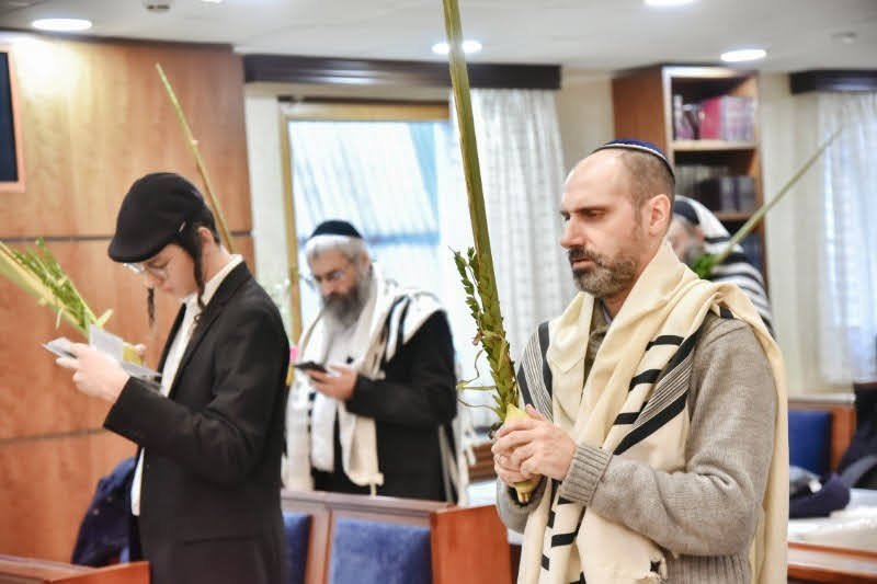 לוי נזארוב