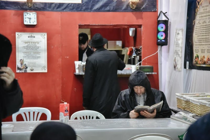 לוי נזארוב
