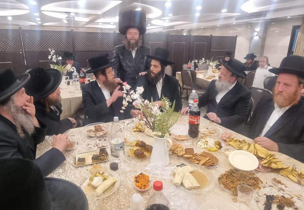 באדיבות המצלם