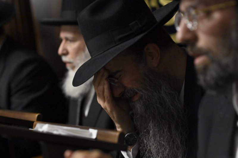 רן אילוז