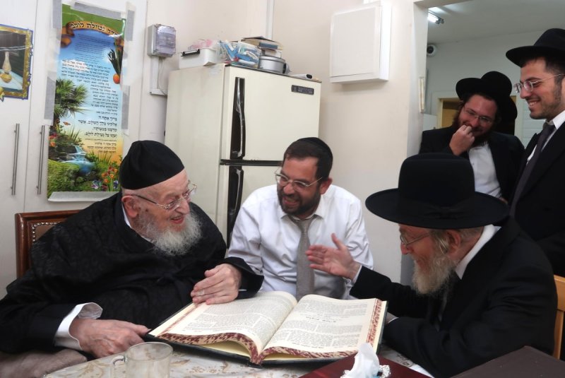 שוקי לרר