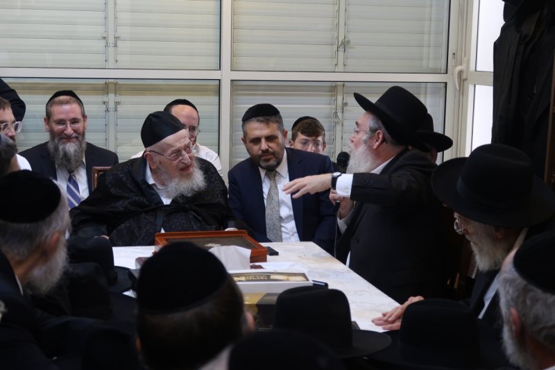 שוקי לרר