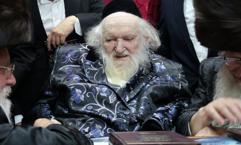 פוסק הדור בשידור למחאת כלא 10: "תחפשו לי מקום שאוכל לבכות ולהוריד דמעות"