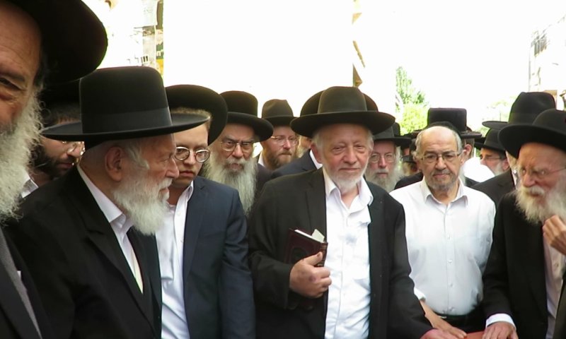 "הוא הגן בעדינו": הבחור הצדיק יחיאל יהושע גלאי ז"ל הובא למנוחות
