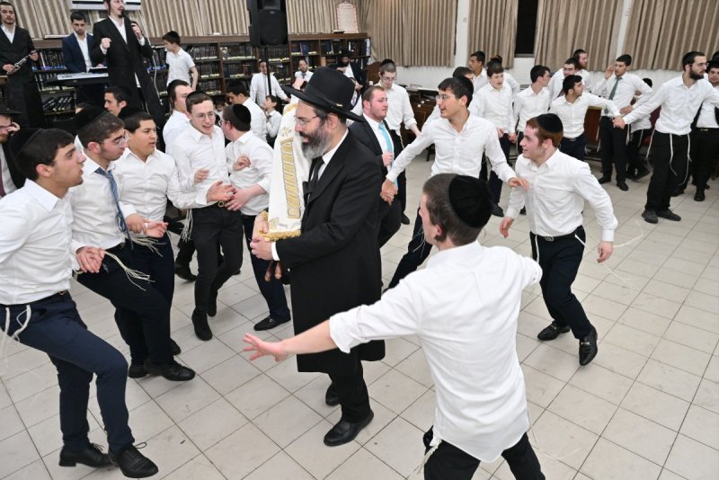 שוקי לרר
