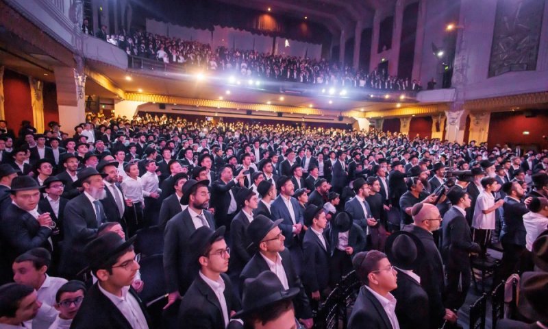 עצרת רבבות באצטדיון: לוס אנג'לס התכנסה למען עולם התורה