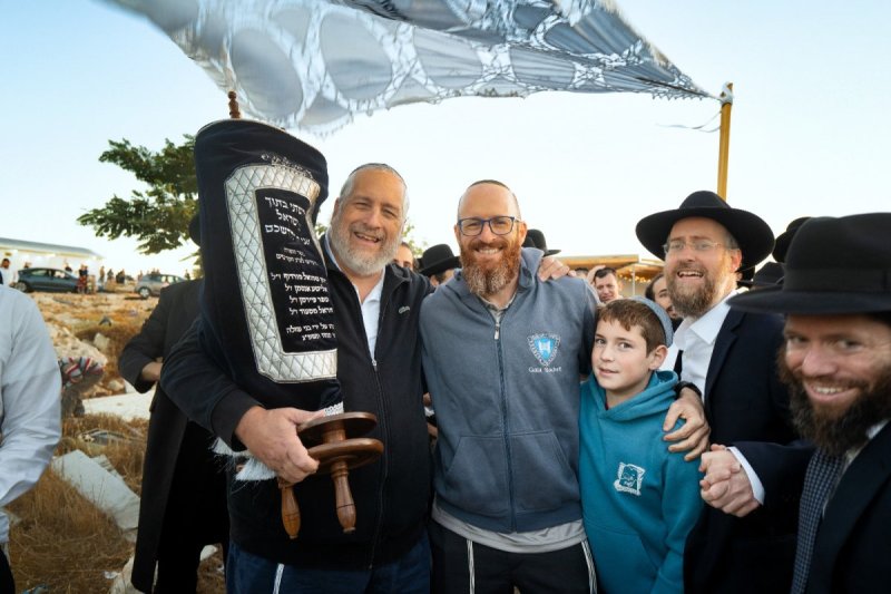 דובי שמרוט