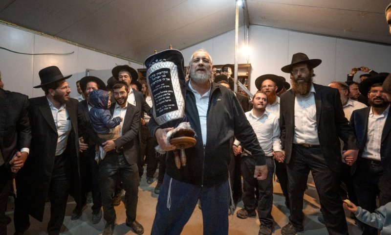 מאחז חרדי חדש נחנך בבנימין: "מי אמר שצריך לגור ב-30 מטר בבני ברק