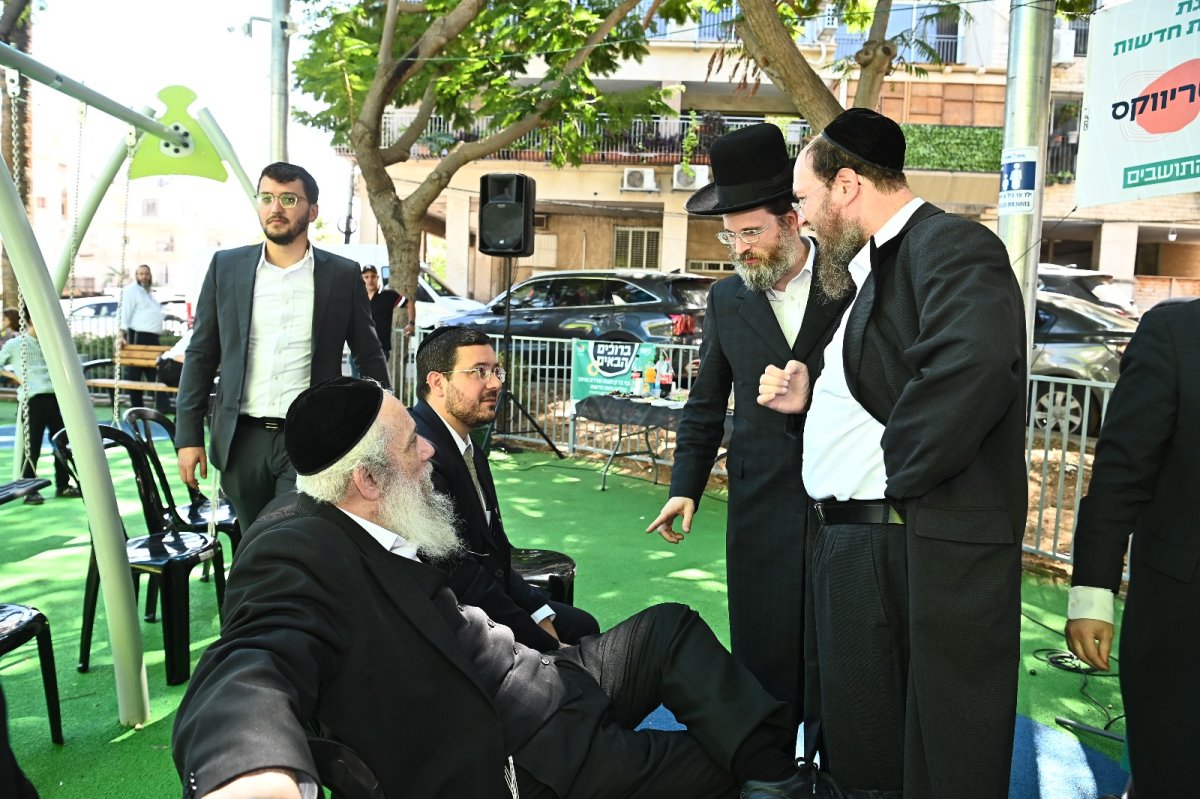 באדיבות המצלם