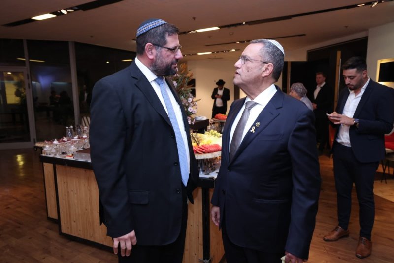 יעקב נחומי
