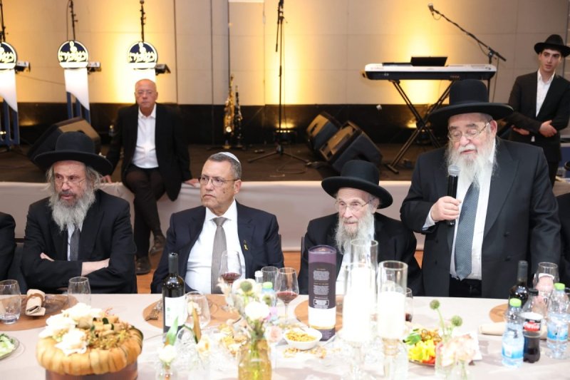 יעקב נחומי