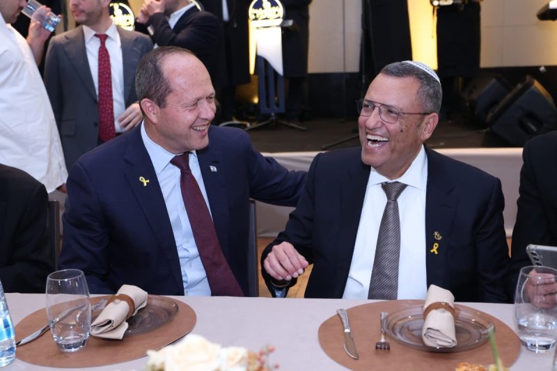 יעקב נחומי