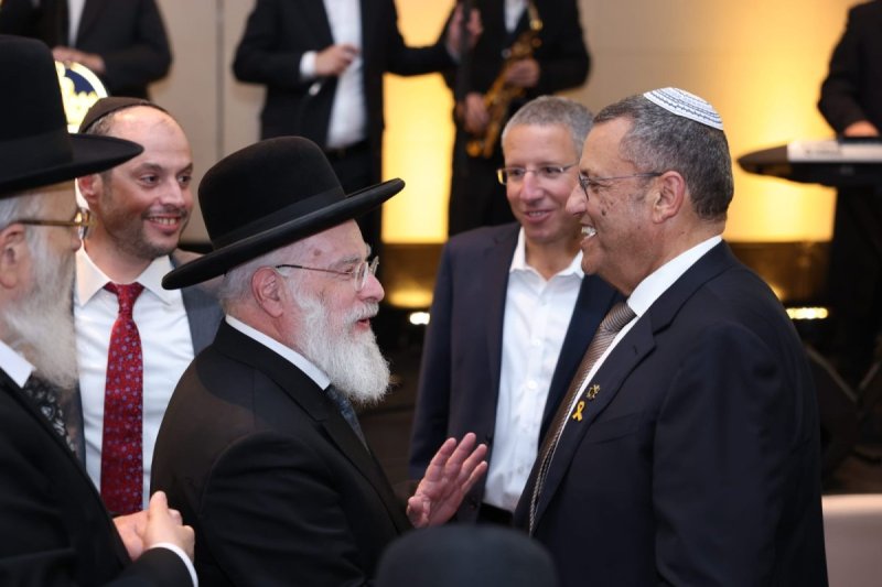 יעקב נחומי