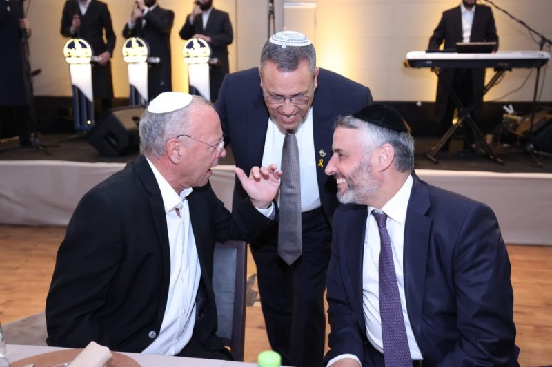 יעקב נחומי