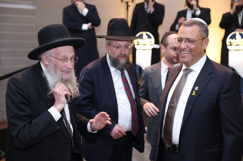 יעקב נחומי