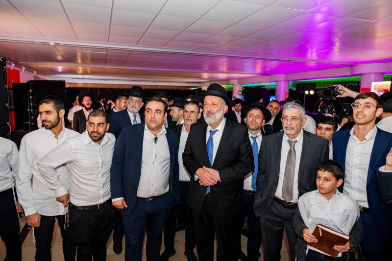 מנדי טויטו