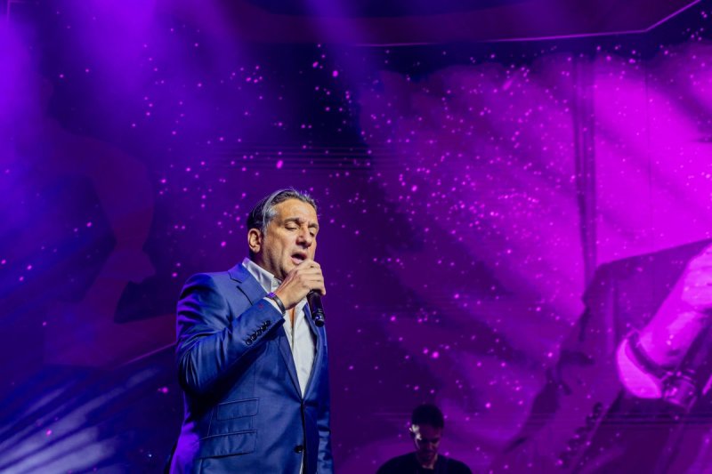 מנדי טויטו