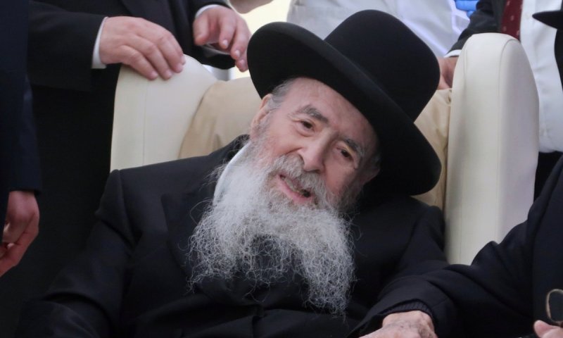 התרגשות שיא: הגר"י עדס סידר קידושין בחתונת נכדו