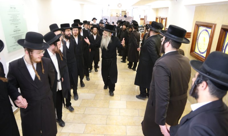 בהודיה על הניסים: מעמד מטלטל רווי רגש בקבר רחל&nbsp;