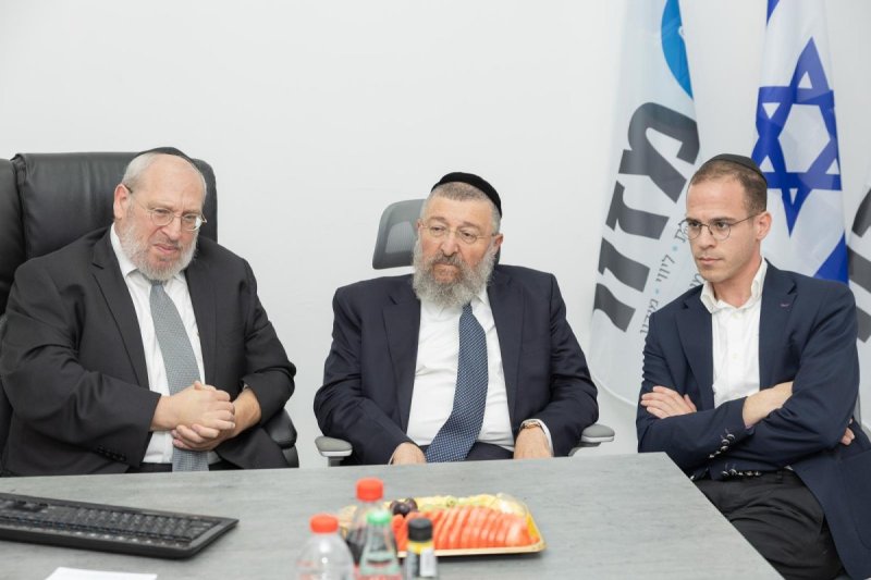 נתנאל לוינשטיין