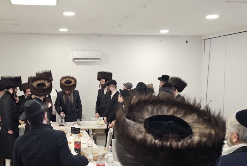 באדיבות המצלם