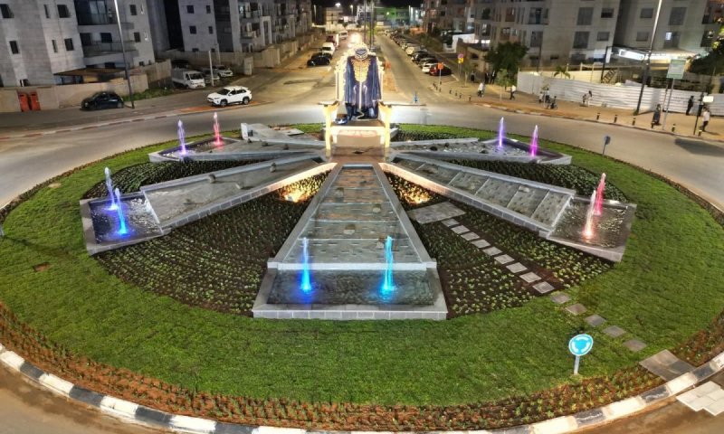 מיצג אומנותי ייחודי: נחנכה 'כיכר מרן' בעיר לוד