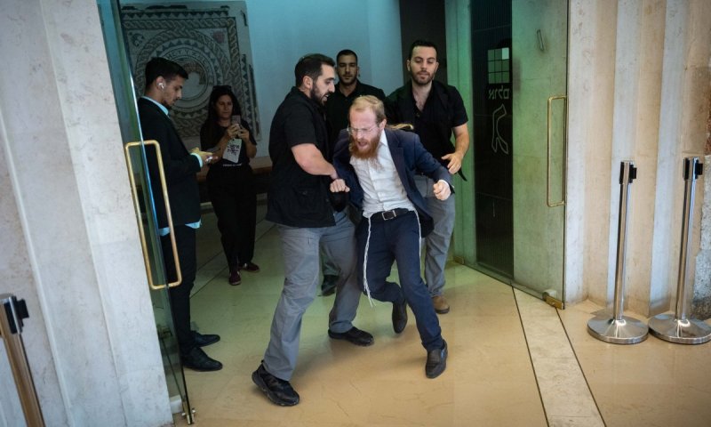 הסקר קובע: רוב הציבור סבור כי הקיטוב הפנימי מסוכן יותר מהאיום האיראני