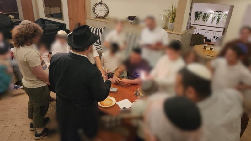 יחצ