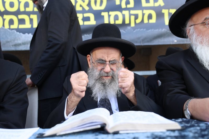 דוד ארזני