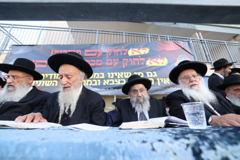 דוד ארזני