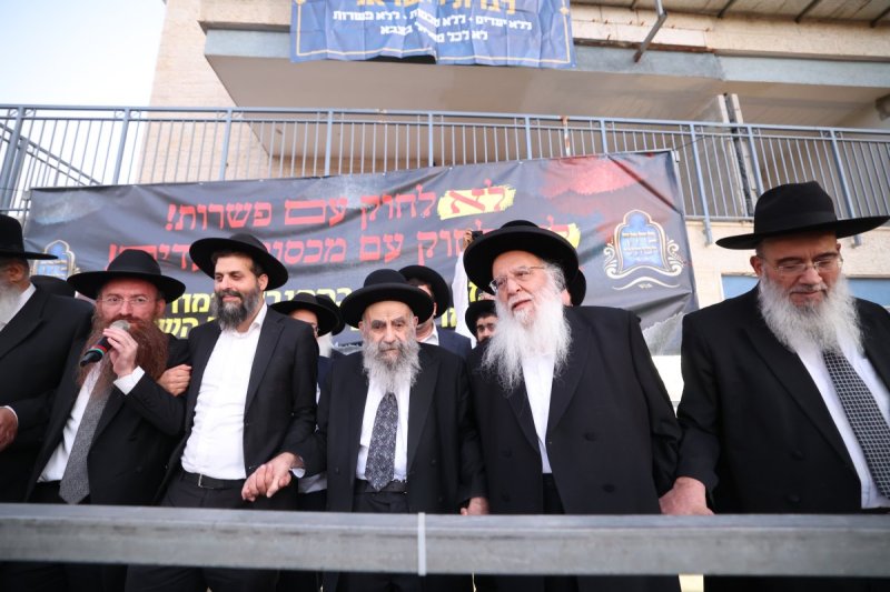 דוד ארזני