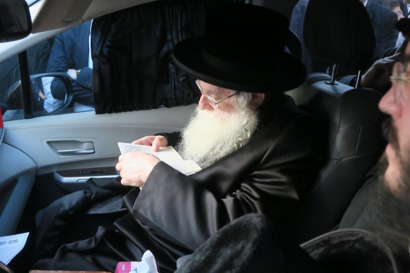 מ. אדלר