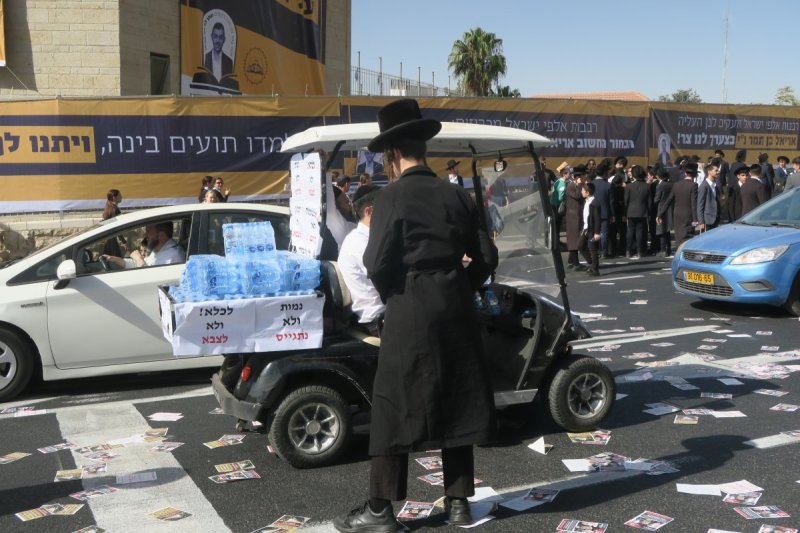 מ. אדלר