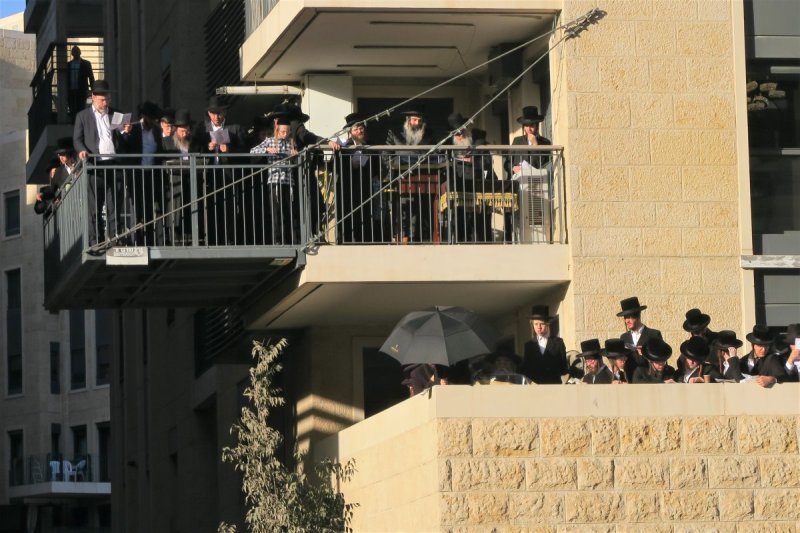 מ. אדלר