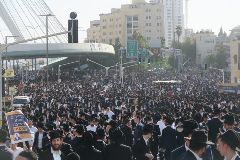 מ. אדלר