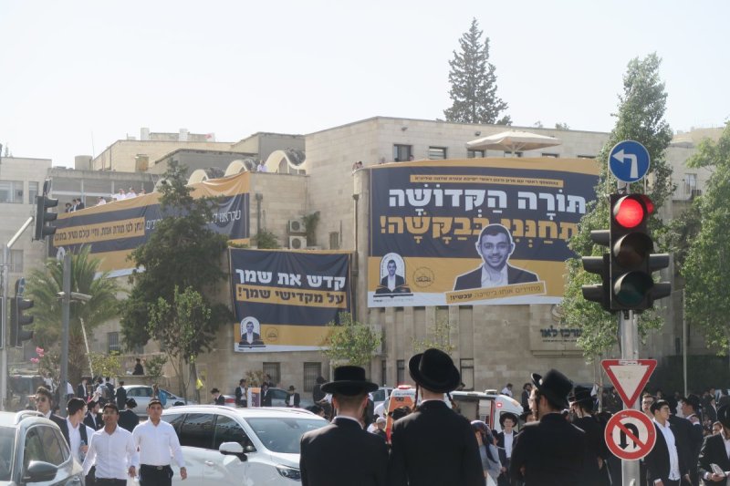 מ. אדלר