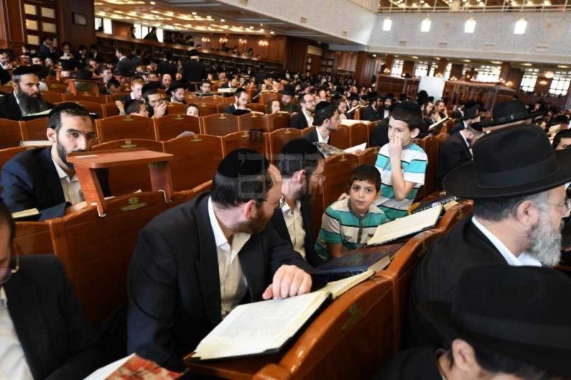 אנשיל בעק