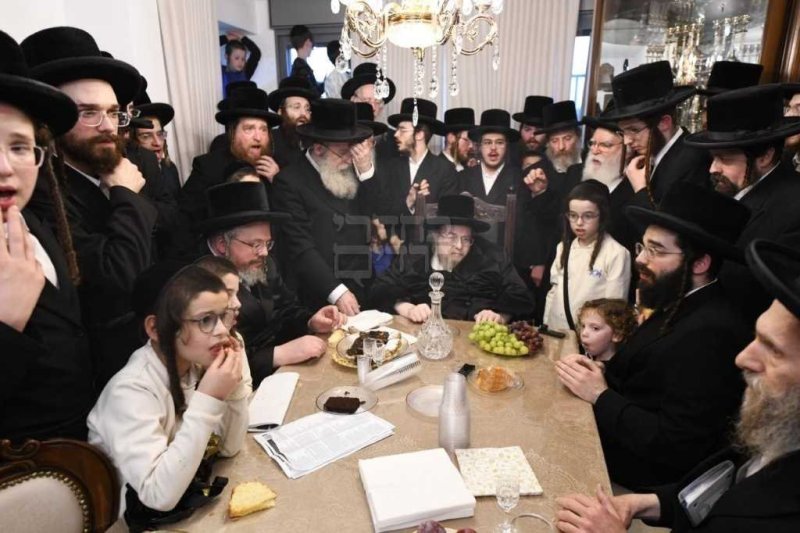 אנשיל בעק
