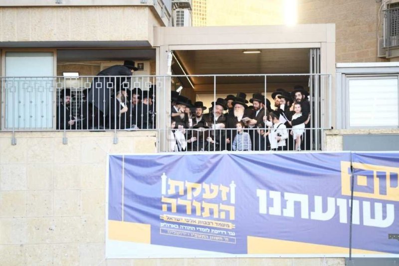 אנשיל בעק